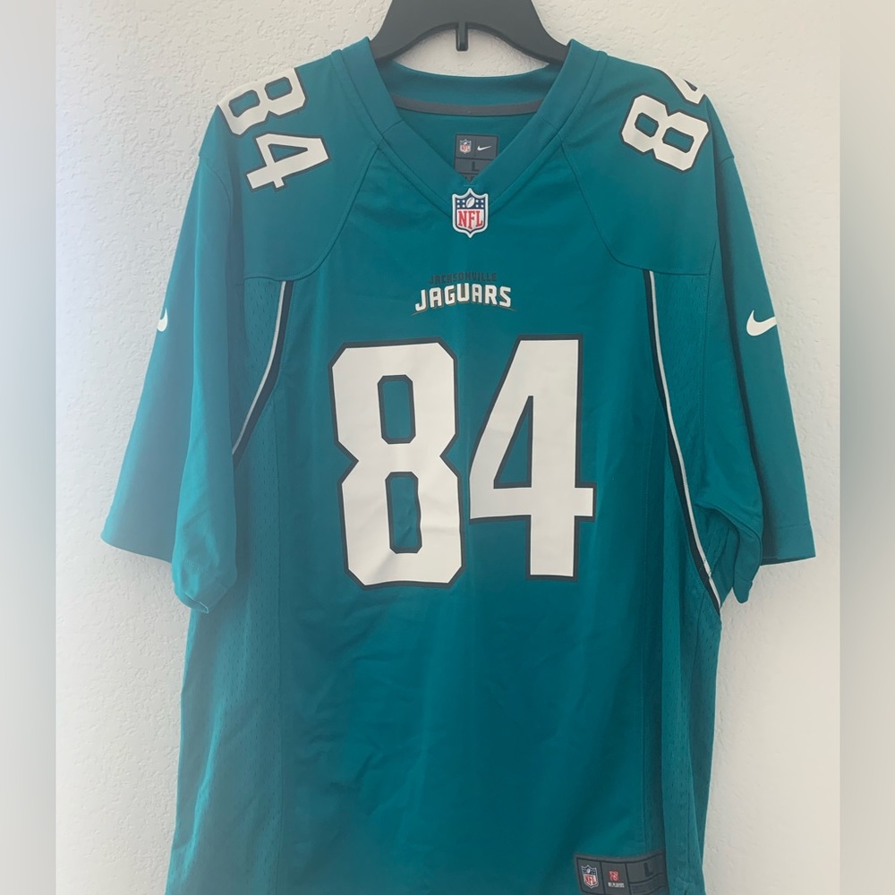 Men’s Large Cecil Shorts III Jacksonville Jaguars Jersey!